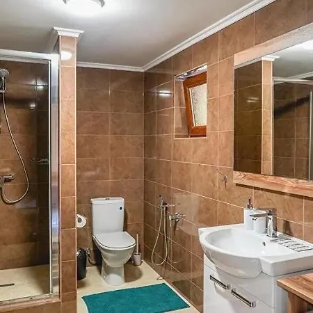 гора Apartment Shaian